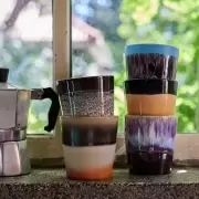 Zestaw 4 ceramicznych kubkw do cappuccino 70s solid HKliving
