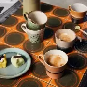 Zestaw 8 ceramicznych kubkw do cappuccino 70s ash HKliving