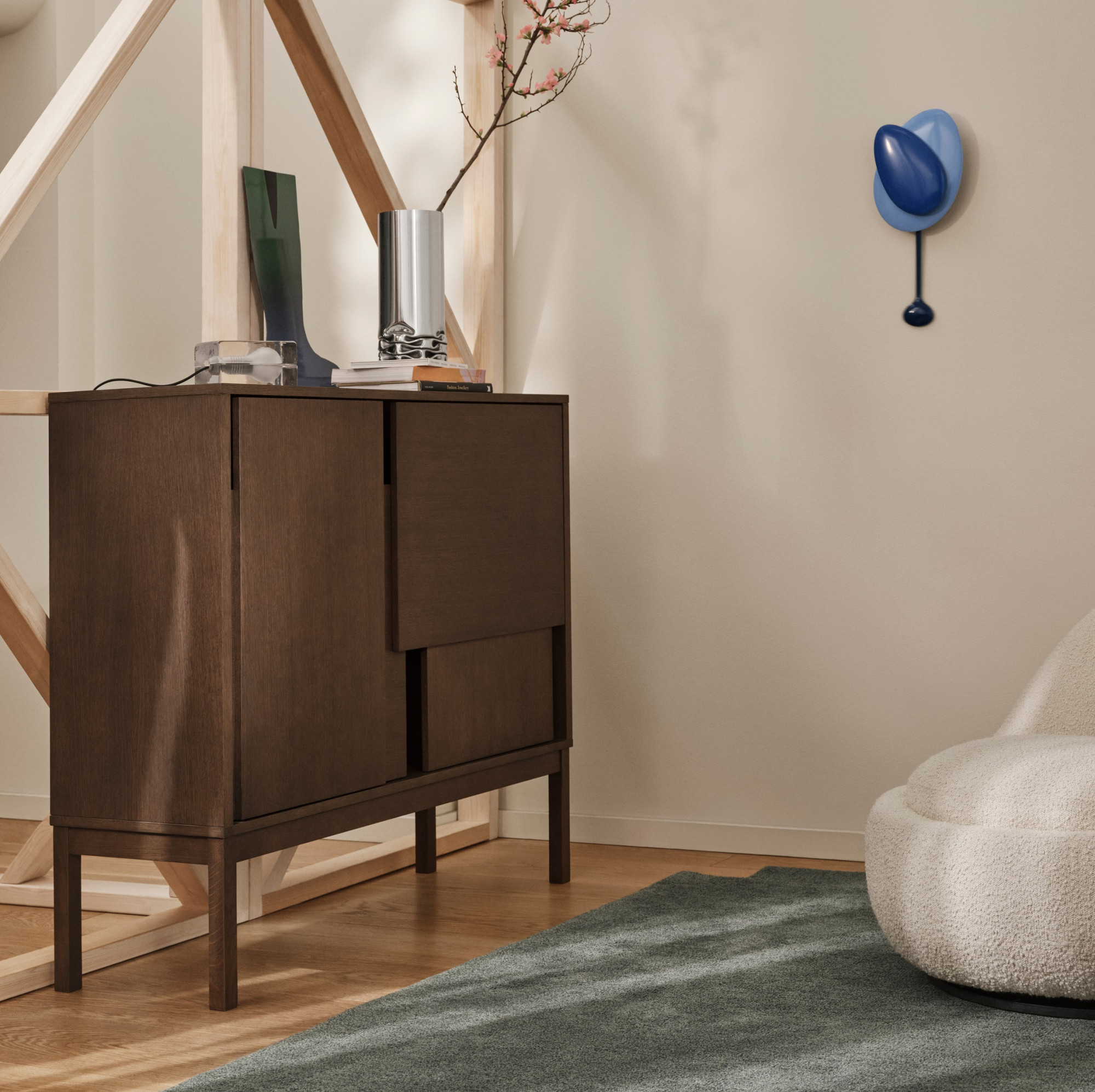 Komoda Layer With Legs Ciemny Dąb Design House Stockholm