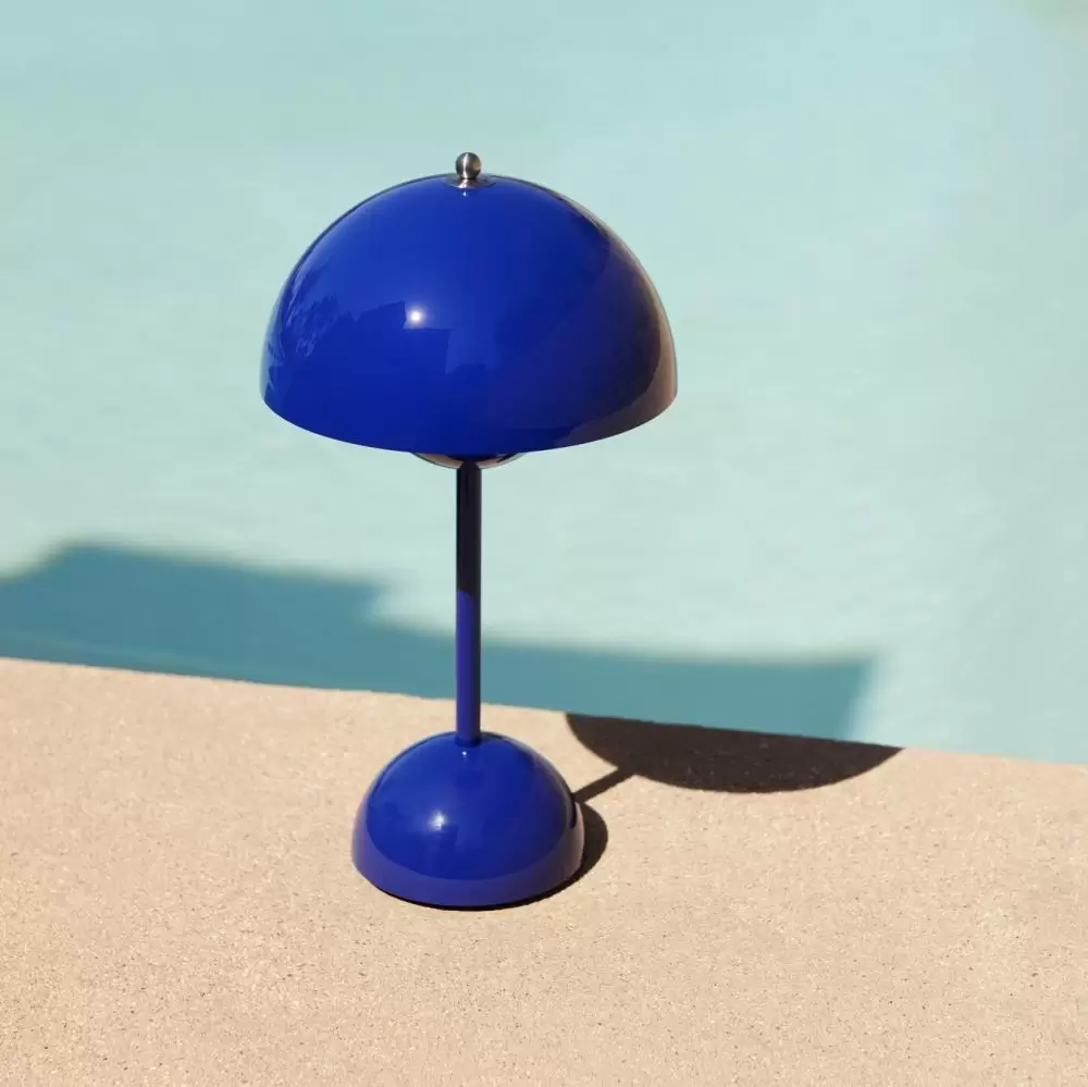 Lampa stołowa Flowerpot VP9 kobaltowa niebieska Andtradition
