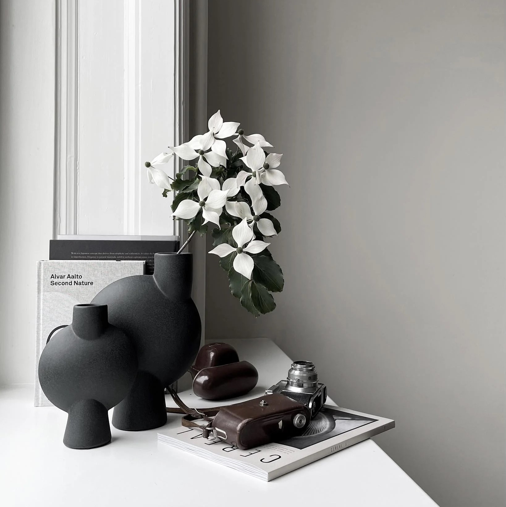 Wazon Sphere Bubl Medio Czarny 101 Copenhagen