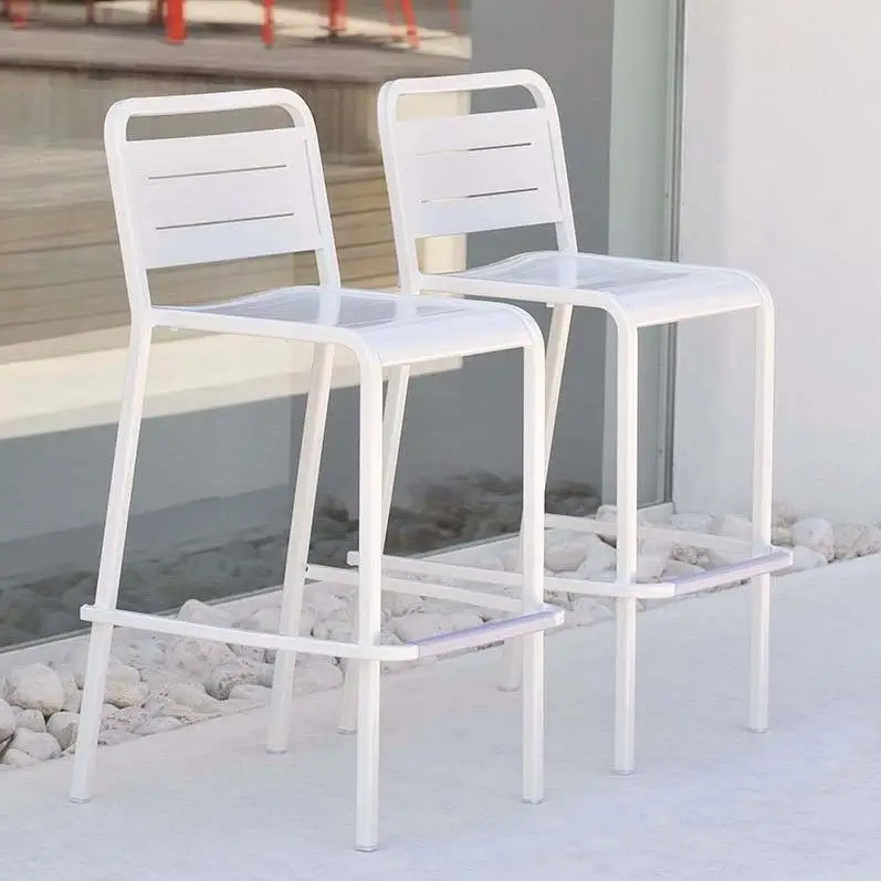 Krzesło ogrodowe Urban matowa biel Emu