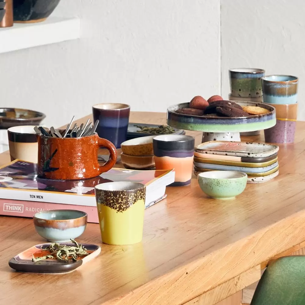 Dzbanek ceramiczny do herbaty 70s oasis HKliving
