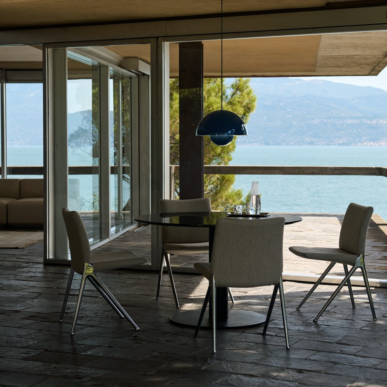 Krzesło Kape If7 Podstawa Czarna - Tapicerka Grain 61252 Andtradition