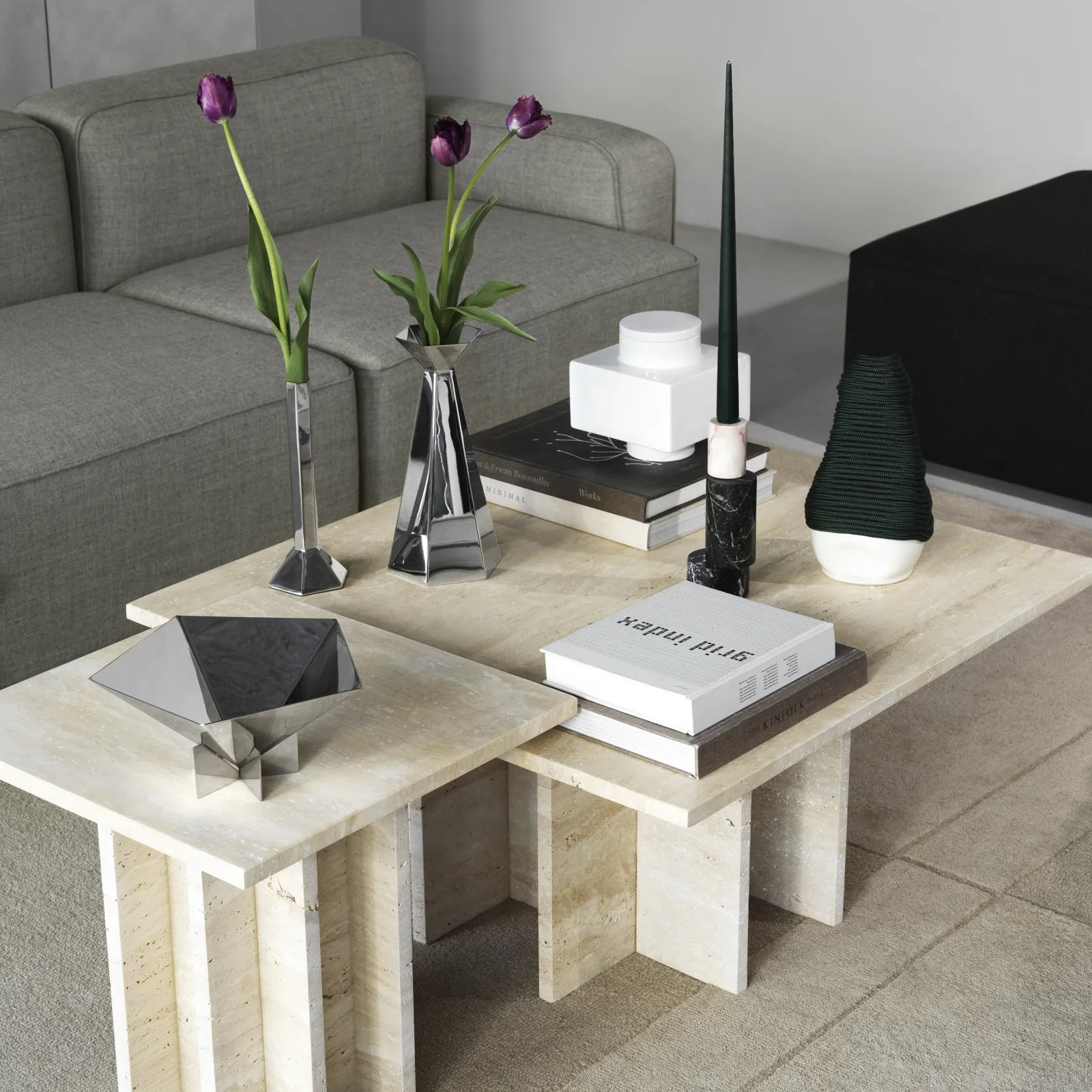 Świecznik Blox Burgundowy Normann Copenhagen