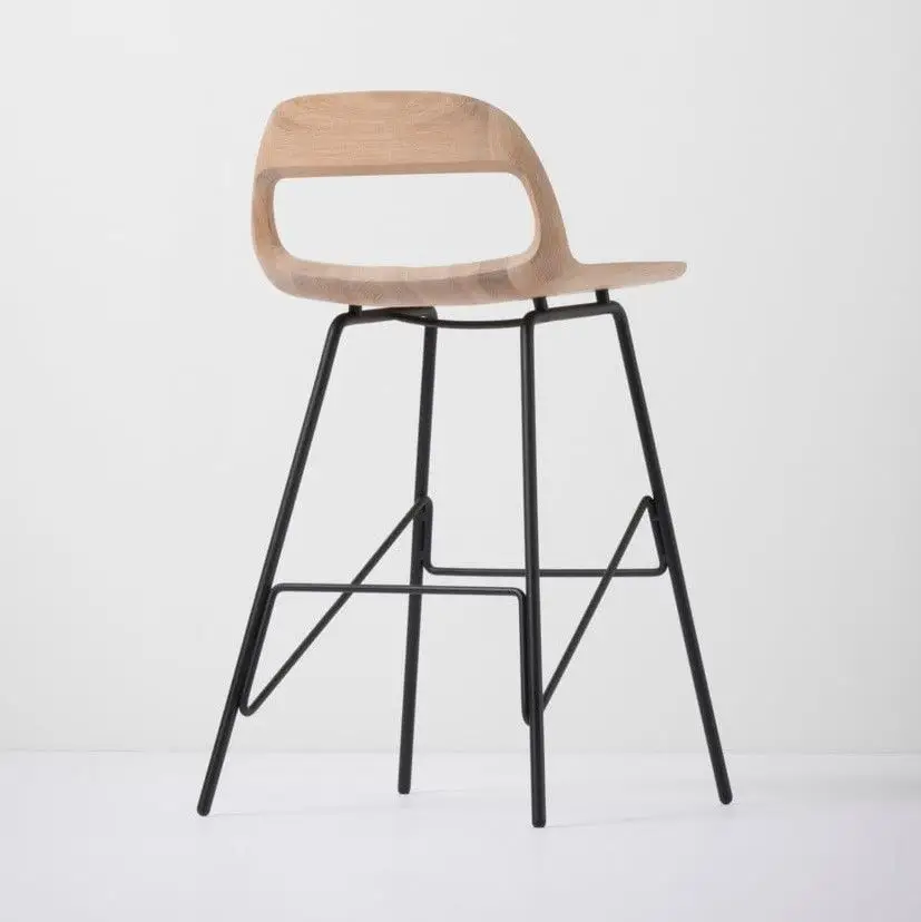 Krzesło barowe Leina 83 cm czarne Gazzda