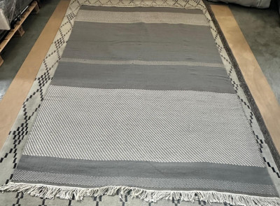 Dywan Unit zielony 170x240 cm Linie Design