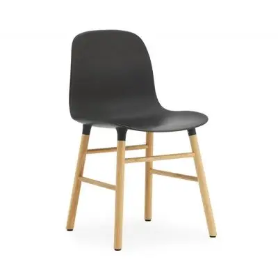 Krzesło Form Dębowa Podstawa Czarne Normann Copenhagen