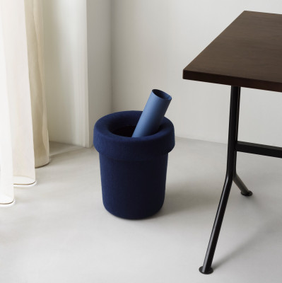 Kosz biurowy Hide ciemnoniebieski Normann Copenhagen