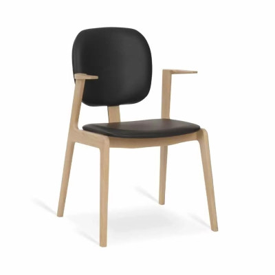 Krzesło Maron z podłokietnikiem jasny dąb czarna skóra