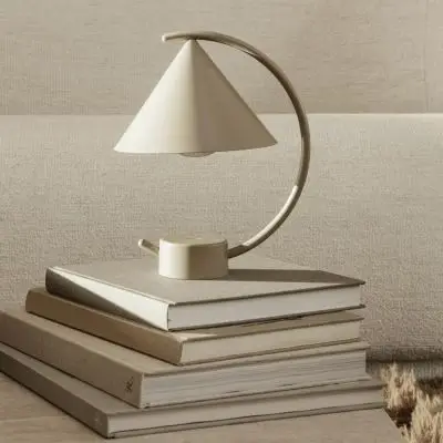 LAMPA STOŁOWA MERIDIAN KASZMIROWA FERM LIVING