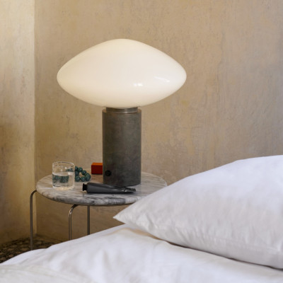 Lampa Stołowa Mist AP17 Grigio Caldo Andtradition