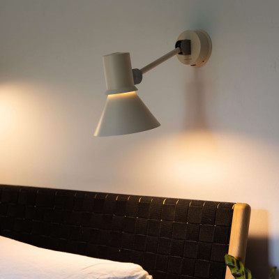 Světlé nástěnné svítidlo typu 80 w2 Anglepoise