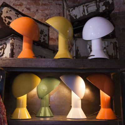 Lampa stołowa Elmetto czarna Martinelli Luce