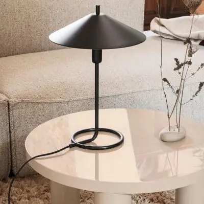 Lampa stołowa Filo czarna Ferm Living