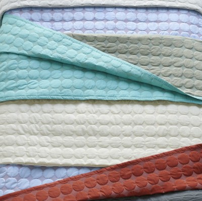 Narzuta Mega Dot 195x245 cm granatowa HAY