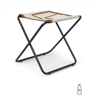 SKŁADANY STOŁEK DESERT SHAPE Z CZARNĄ RAMĄ FERM LIVING