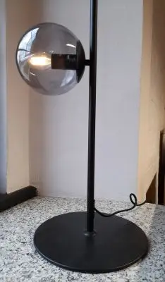 Lampa stołowa Orb czarna Bolia