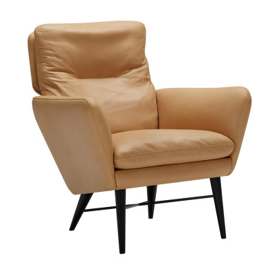 Fotel Amy z drewnianymi nogami Aniline Latte Sits