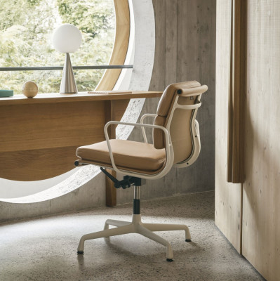 Fotel biurowy Soft Pad EA 231 tkanina Laser Papyrus - podstawa czarna Vitra