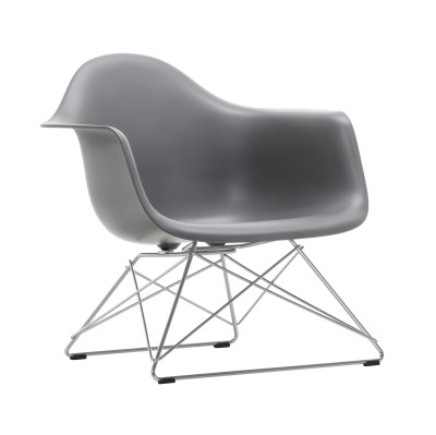 Eames Plastic Armchair LAR gray - chrome base Vitra