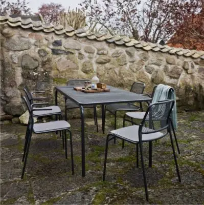 krzesło ogrodowe mira z podłokietnikami czarne skagerak