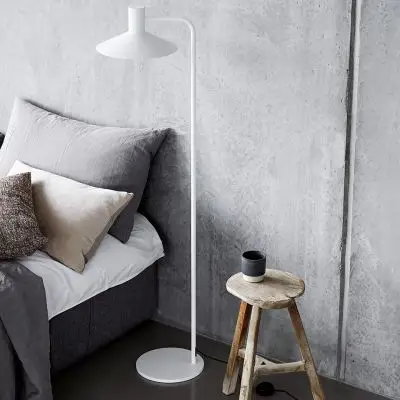 LAMPA PODŁOGOWA MINNEAPOLIS BIAŁA FRANDSEN