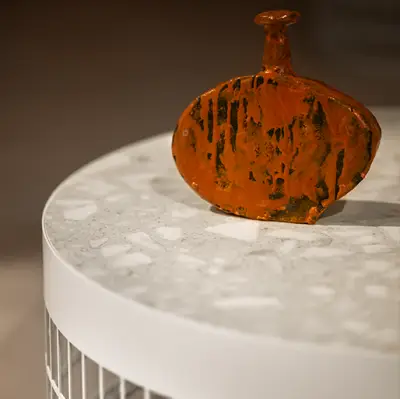 Stolik kawowy Mesh biały ceramiczny Pode