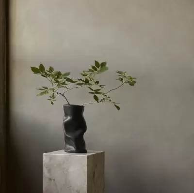 Wazon Collapse 30 cm czarny Audo Copenhagen