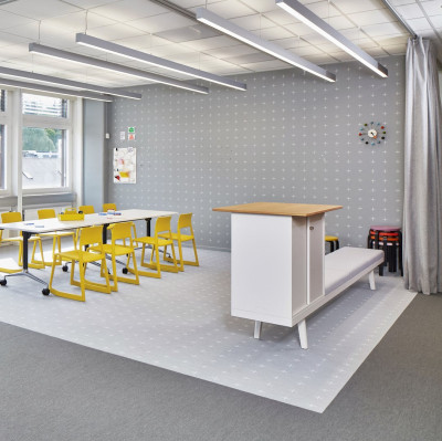 Zegar ścienny Ball Clock multikolor Vitra