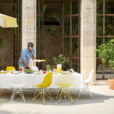 Krzesło Eames Plastic Side Chair RE DSR żółte Vitra