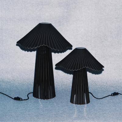 Lampa stołowa Uala 34 cm czarna Serax