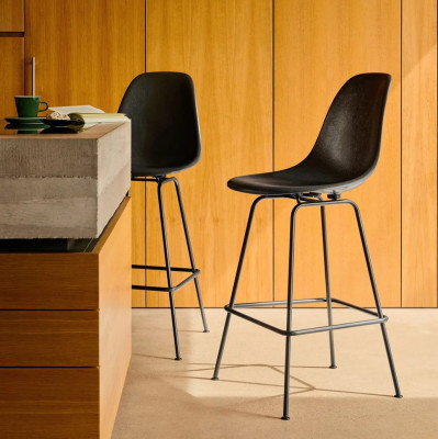 Krzesło barowe Eames Plastic RE High musztardowe - czarna podstawa Vitra