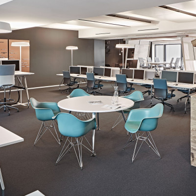 Krzesło Eames Plastic Chairs RE DAR żółte - chromowana podstawa Vitra