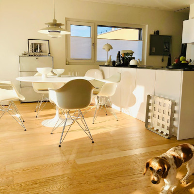 Krzesło Eames Plastic Chairs RE DAR pomarańczowe - chromowana podstawa Vitra