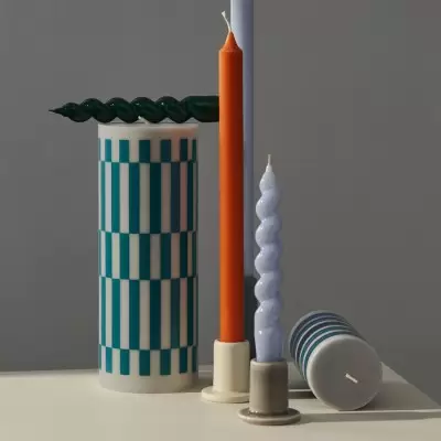 Świecznik Tube S ciemnozielony Hay