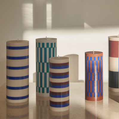 Świeca Column L kremowo-bordowo-srebrna HAY