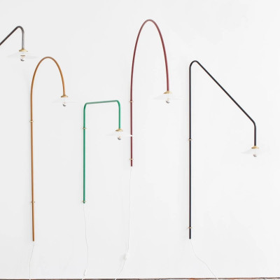 N°2 180 cm große Valerie Object Wandleuchte aus Messing