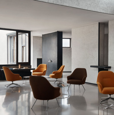 Rely HW140 armchair brown Andtradition