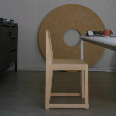Chair 01 natural Frama