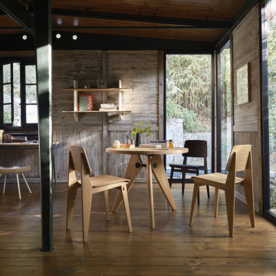 Židle Chaise Tout Bois, tmavý dub Vitra