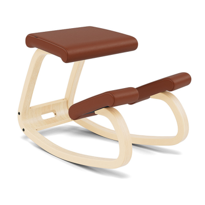 Variabilní koňak noir 31322 Ergonomická židle, přírodní dřevo Varier