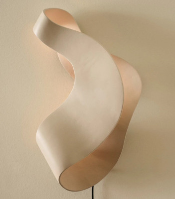Lampa ścienna Oyster kaszmirowa Ferm Living