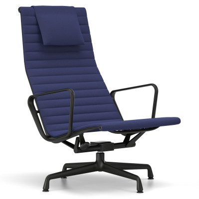 Fotel Aluminium EA 124 tkanina Track Royal Blue-Nero - podstawa czarna Vitra