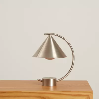 Lampa stołowa Meridian srebrna Ferm Living