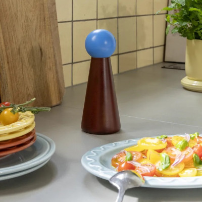 Młynek do soli i pieprzu Halma Large burgundowy &k Amsterdam