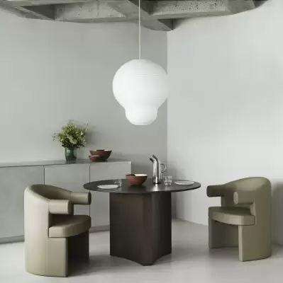 Stół Bue brązowy dąb Normann Copenhagen