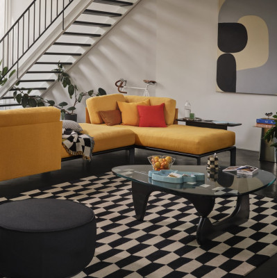 Stolik kawowy Noguchi czarny jesion Vitra