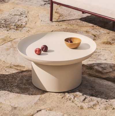 Arcola garden table 70 cm cream Kave Home