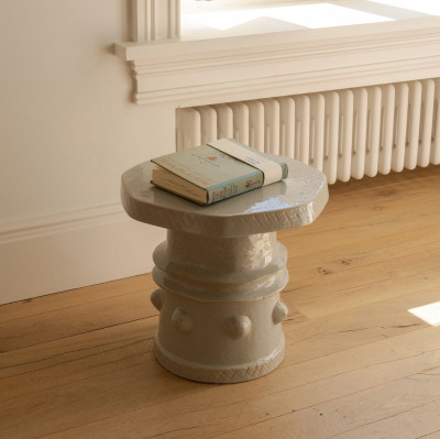 Stolik okazjonalny Clara szary Serax